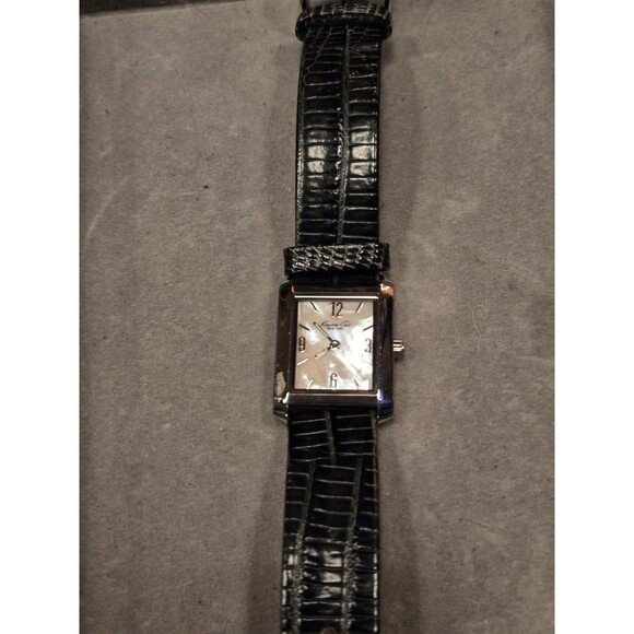 Kenneth Cole NY KC2563 Slim , Ultra-thin , MOP , Green Croco Leather Strap Watch - Picture 2 of 7